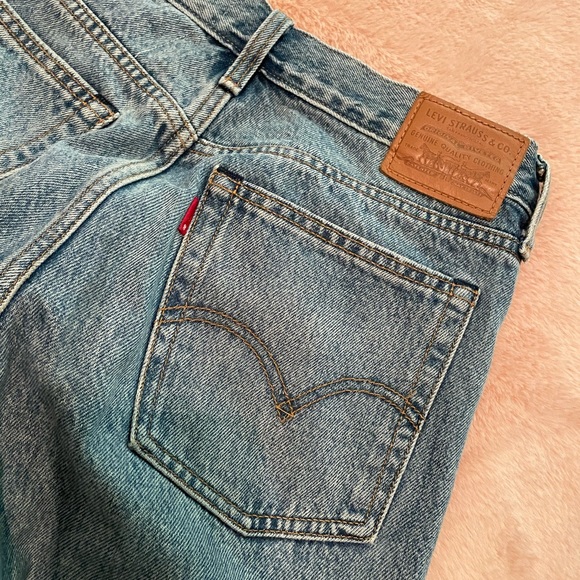 Levi’s Wedgie Fit Jeans Mom Jeans High Waisted - Picture 3 of 16